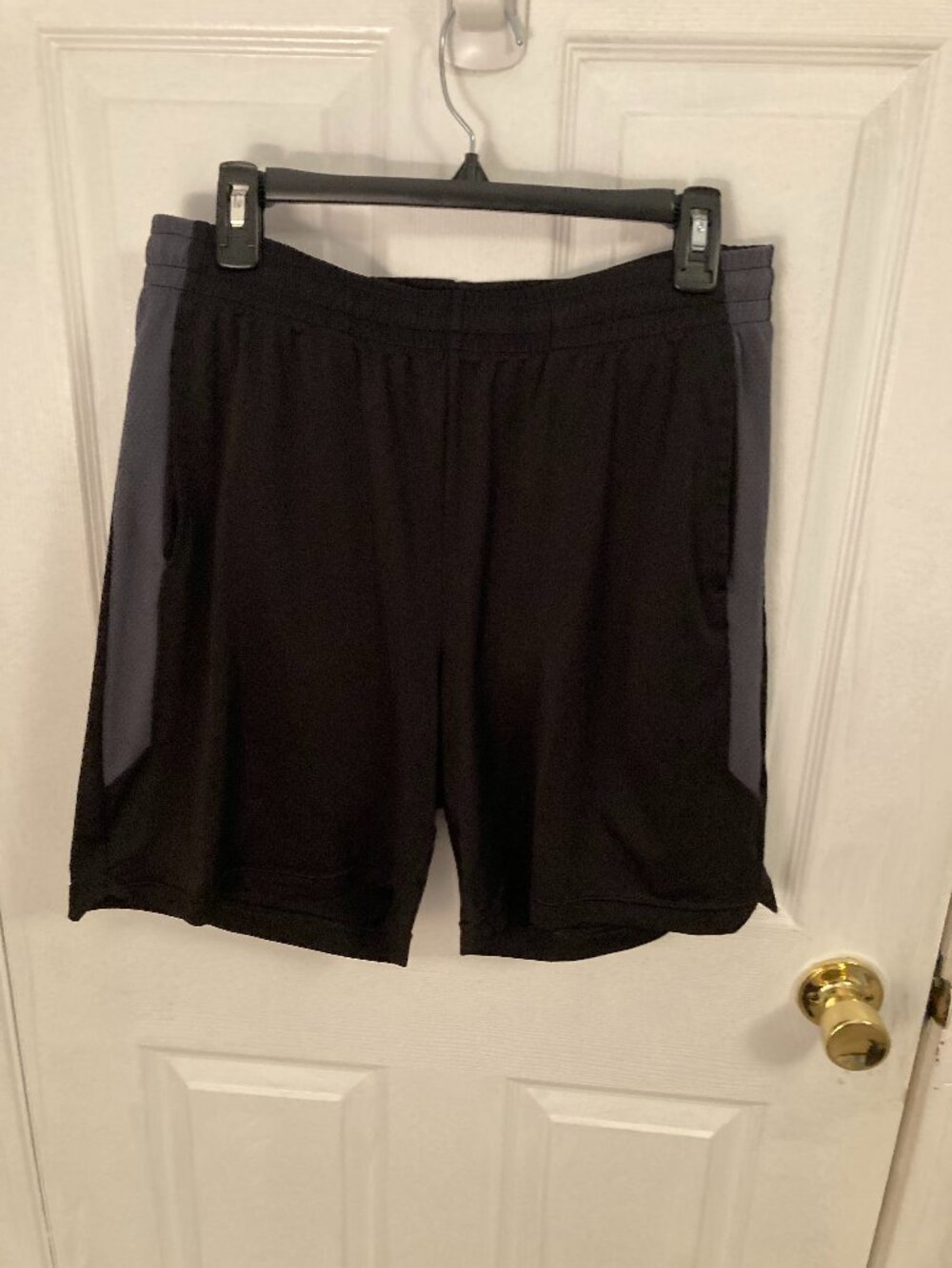 Men's Tek Gear Basketball Shorts Size Medium Gray Black